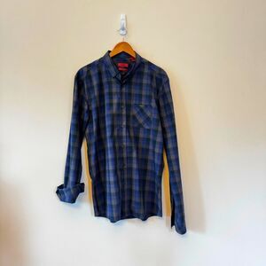 Hugo Boss Men's Blue 'Enico' Slim-Fit Plaid Sport Shirt Size XL